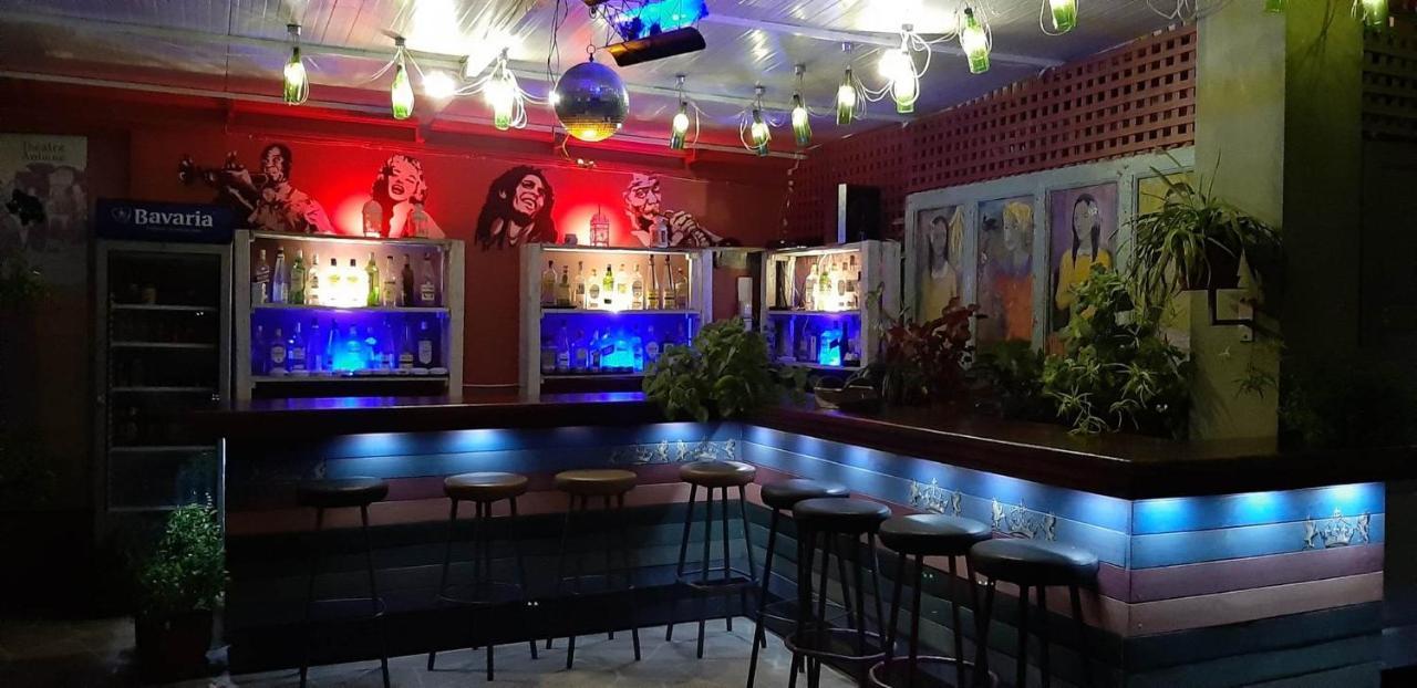 Sarandë Vive Mare酒店 外观 照片